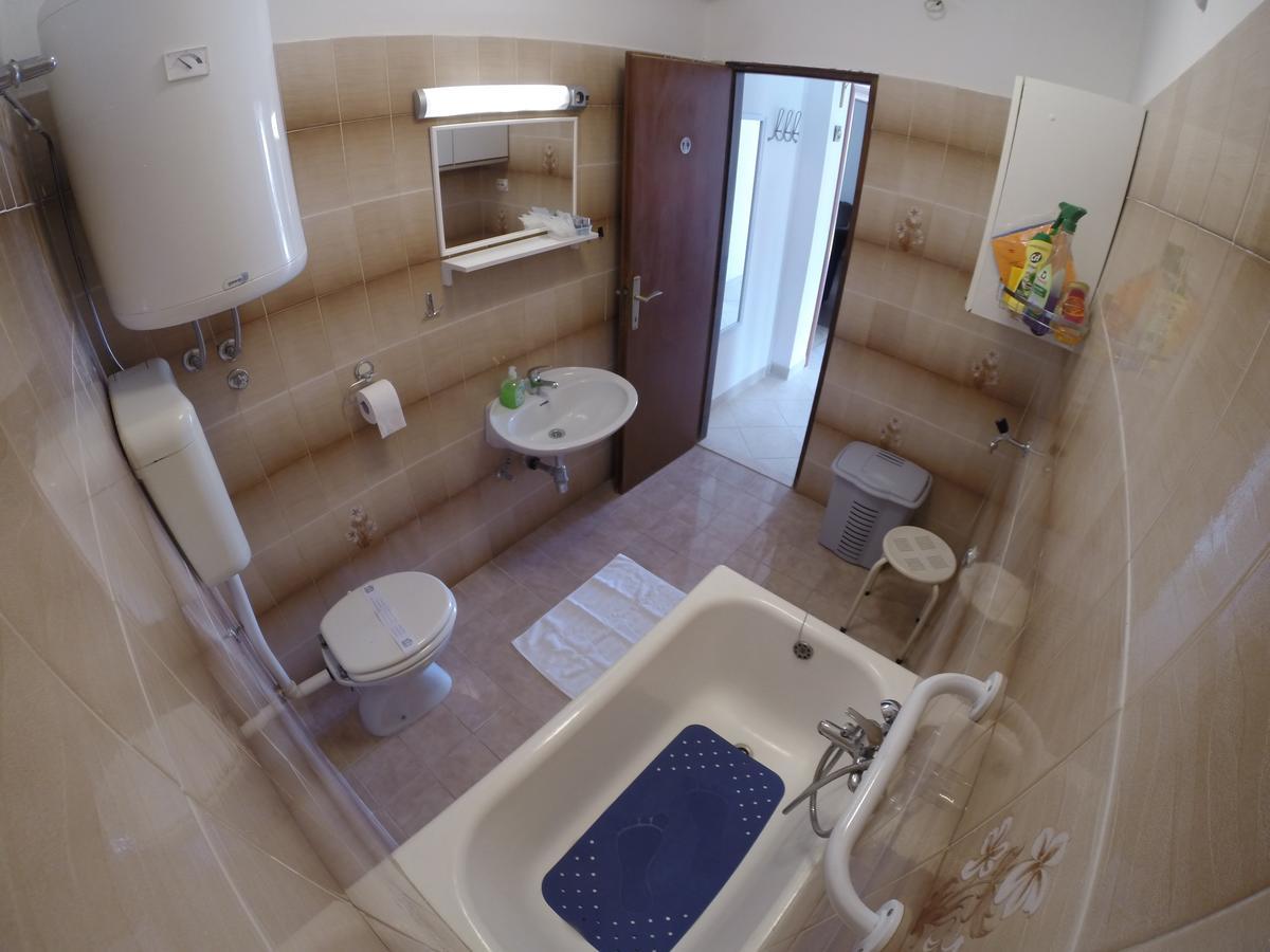 Apartment A. Zizic Слатине Экстерьер фото